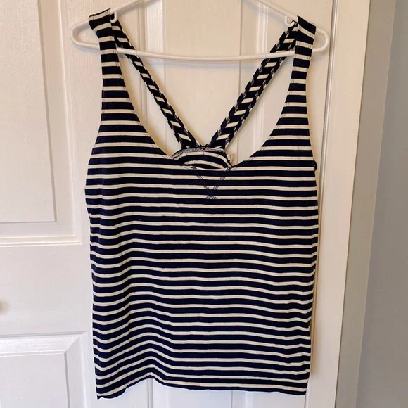 Lifetime Tank - Picture 2 of 6